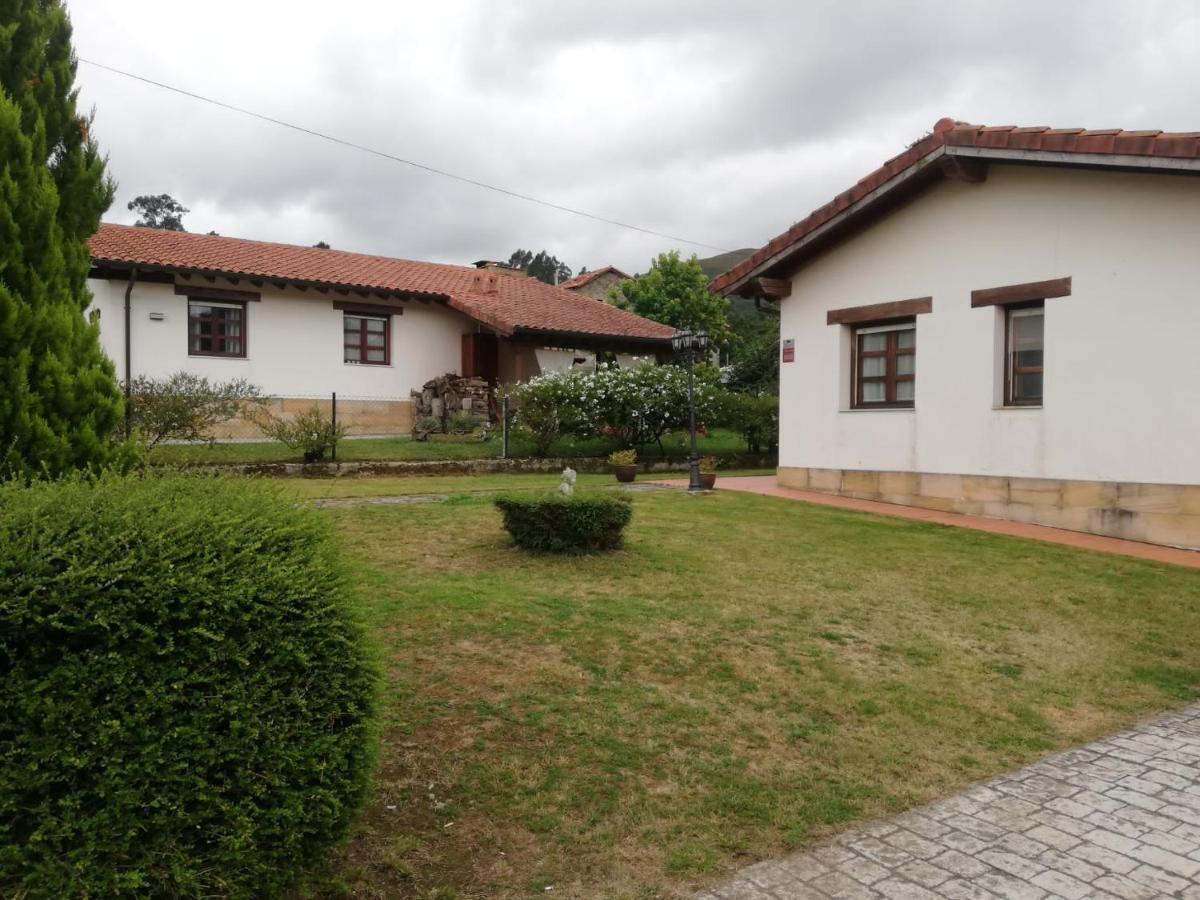 Acogedor Chalet De Tres Habitaciones En El Valle De Cabuerniga, Ideal Familias Grupos Y Mascotas Somos Pet Friendly, Estancia Minima Dos Noches Lamina Buitenkant foto