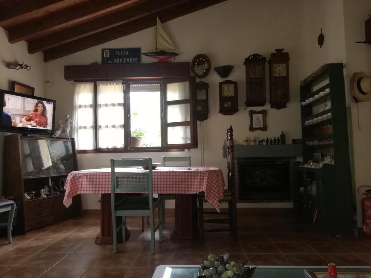 Acogedor Chalet De Tres Habitaciones En El Valle De Cabuerniga, Ideal Familias Grupos Y Mascotas Somos Pet Friendly, Estancia Minima Dos Noches Lamina Buitenkant foto